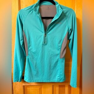 Patagonia women’s hiking top